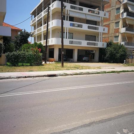 קלמאטה Jenny'S Luxury Flat Near The Center & Beach מראה חיצוני תמונה
